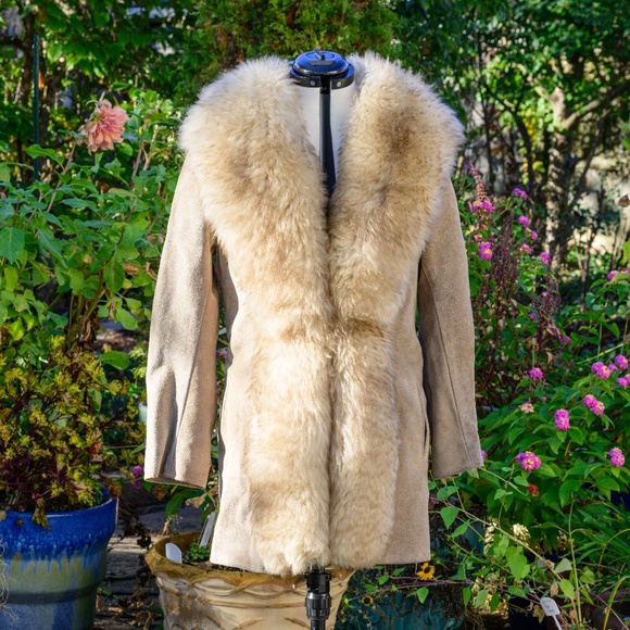 Gilbert’s Vintage Dyed Lamb trimmed long-sleeve Blonde leather coat - Picture 1 of 5